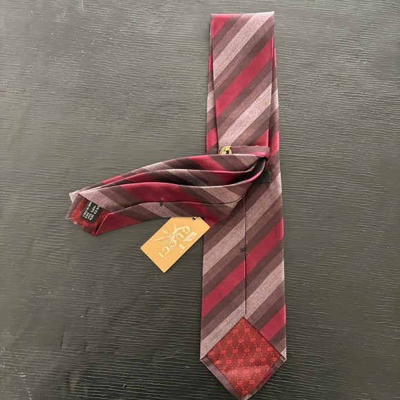 NWT GUCCI Men’s Silk Tie - Picture 3 of 9